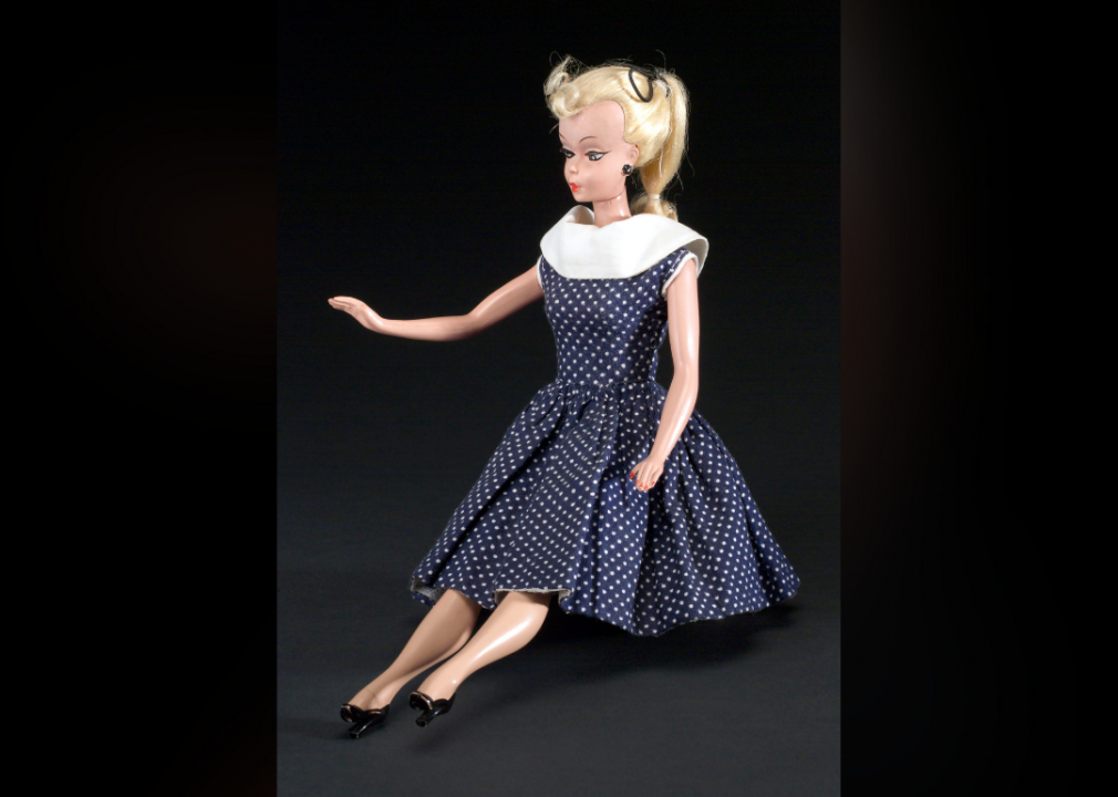 1955: Fashion dolls